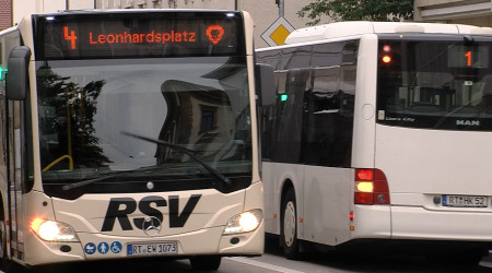 Bus 4 zum Leonhardsplatz Reutlingen (Quelle: RTF.1)